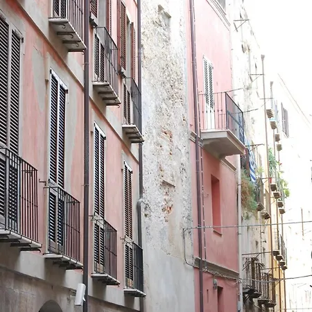 -99- * Cagliari
